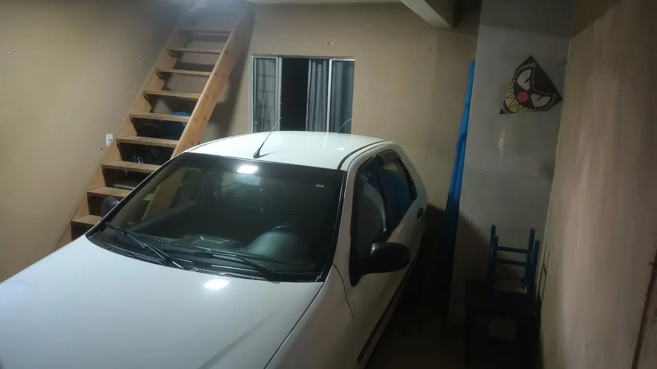 Vende-se Casa com 2 pavimentos + terraço  - Foto 3