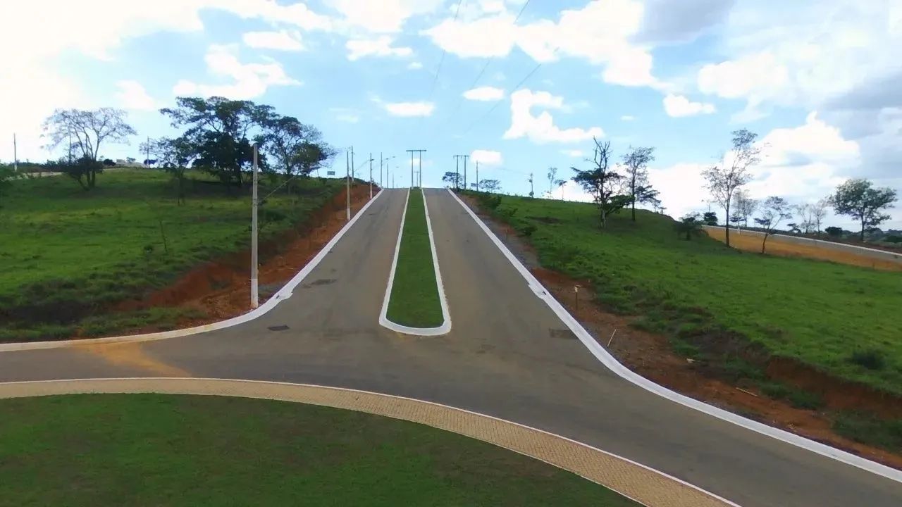 Lote no Condomínio Vitória Tennis Prime Residence com Valor Imperdível - Foto 3