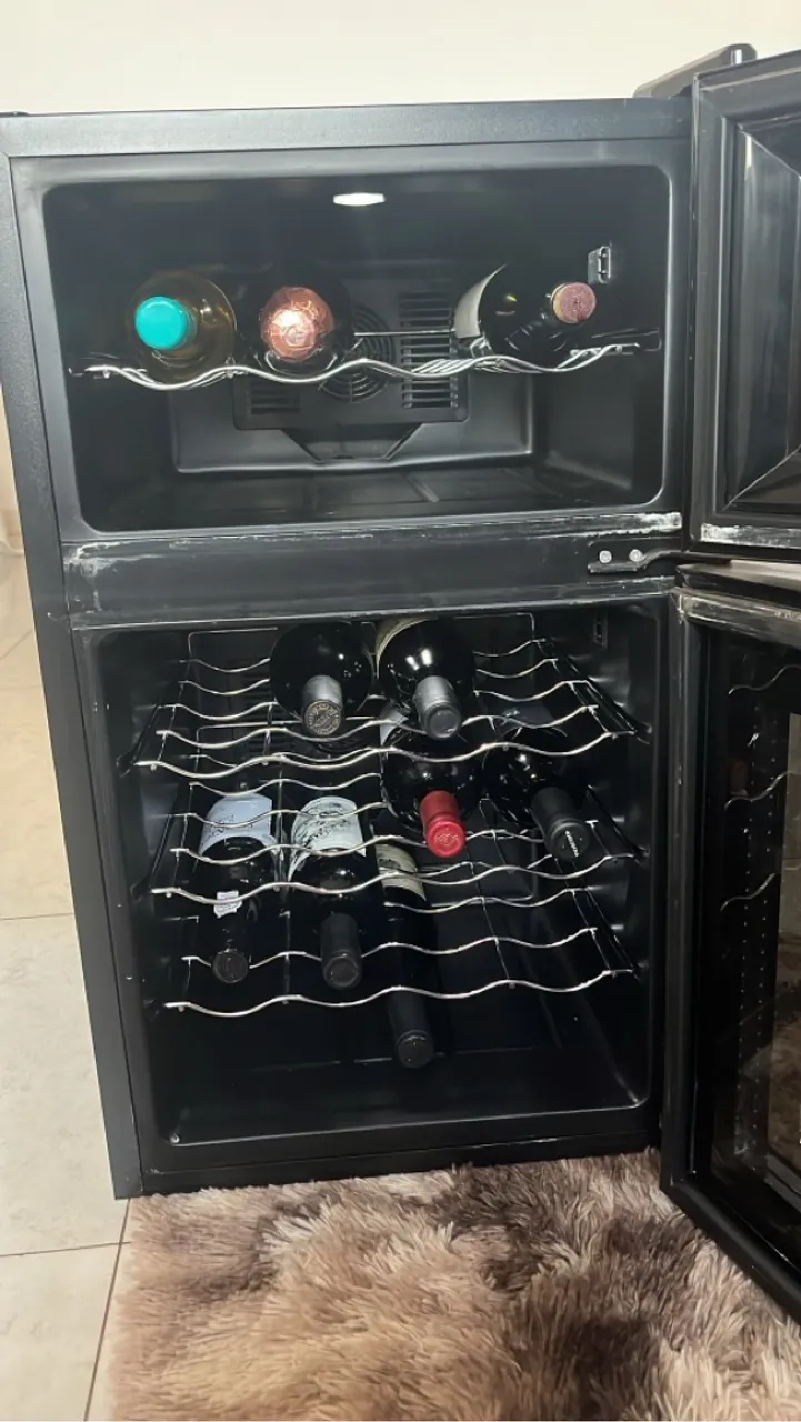 Adega de Vinhos Compacta