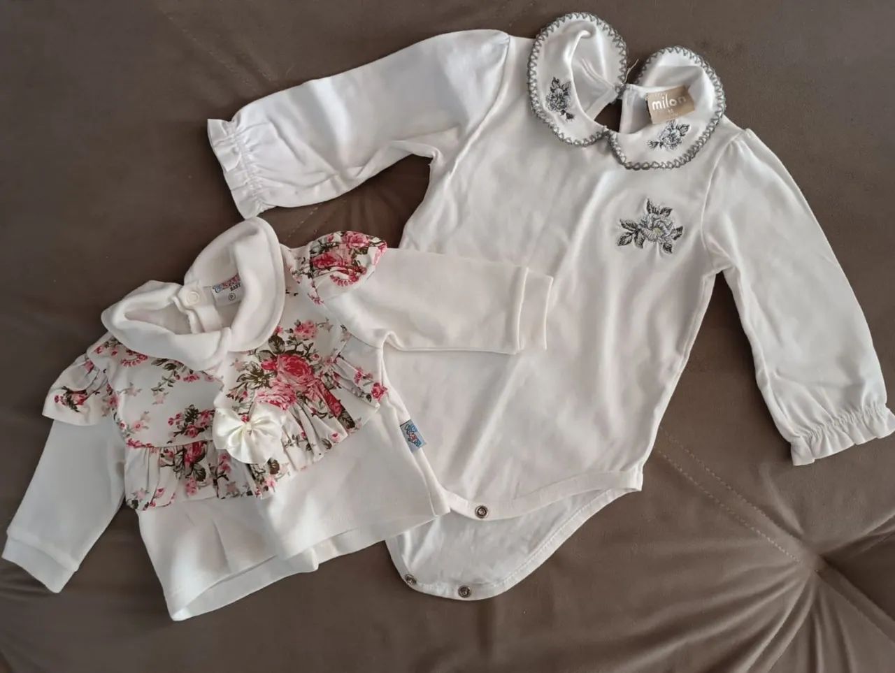 Lote de roupinhas para bebê de 3 meses a 1 ano - Foto 2