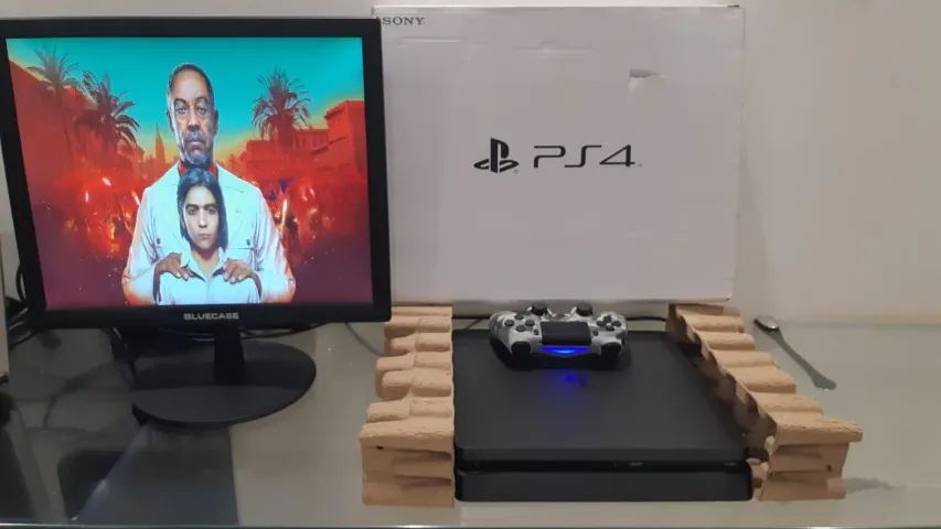 PS4 Slim HD 1000 Gigas " 1 TB " + Jogos Digitais + Cabos e controle.