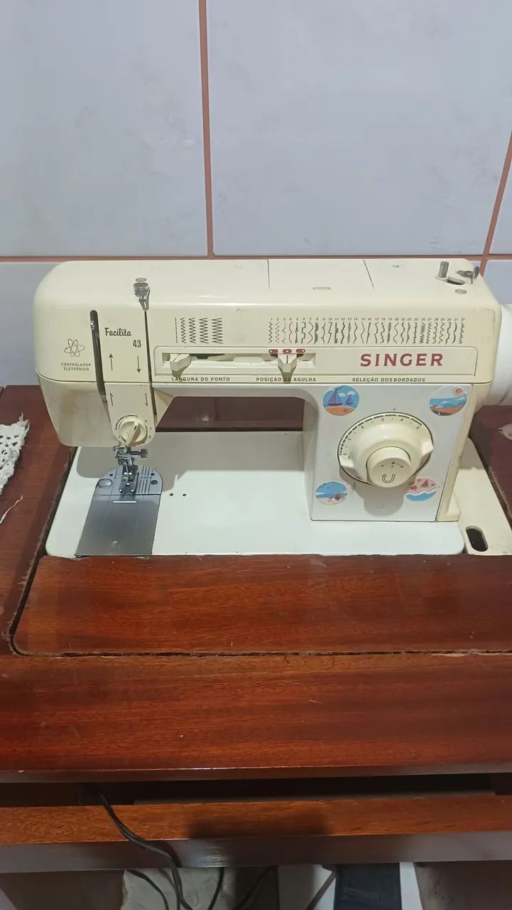 Vendo uma máquina de costura  - Foto 2