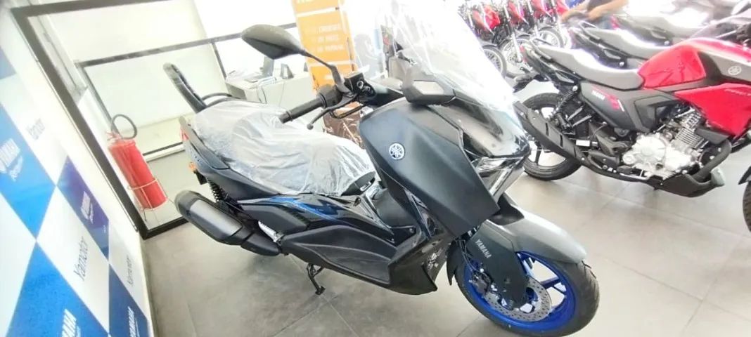 XMAX 300 CONNECTED ABS 2026