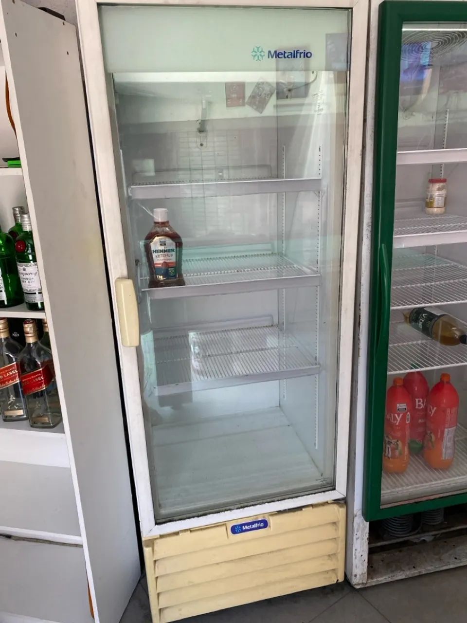 Geladeira Expositora Metalfrio