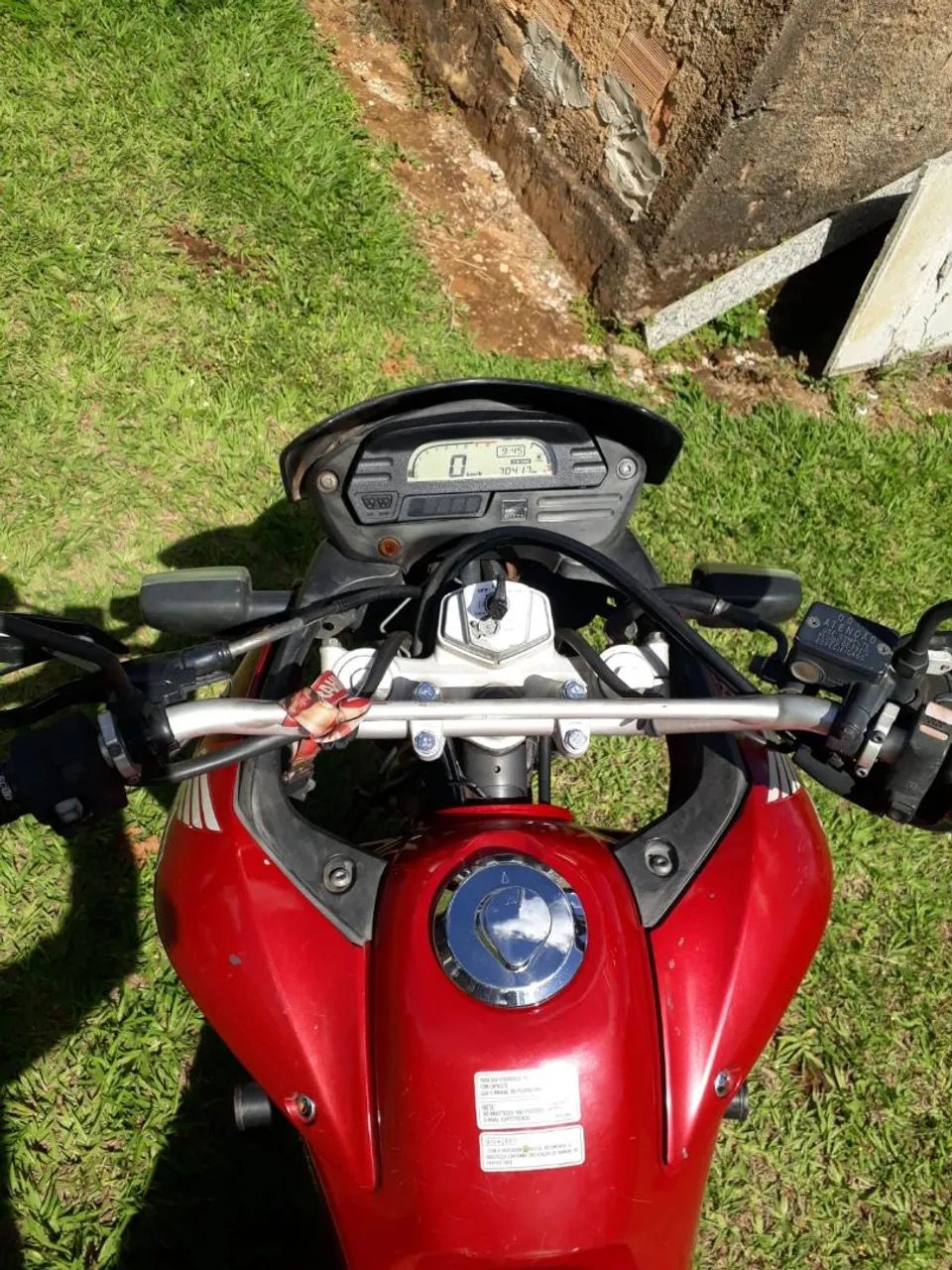 Moto Bem Cuidada, Pronta para Rodar! Ótima Oportunidade! - Foto 4