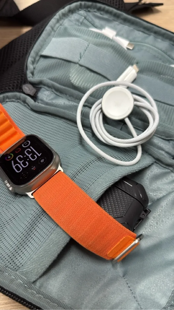 Apple Watch Ultra com Pulseira Ocean Laranja
