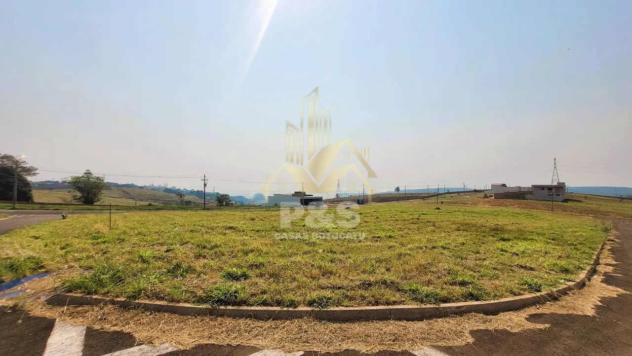 Terreno de esquina no Condomínio Mirante da Serra I, com 342 m². - Foto 2