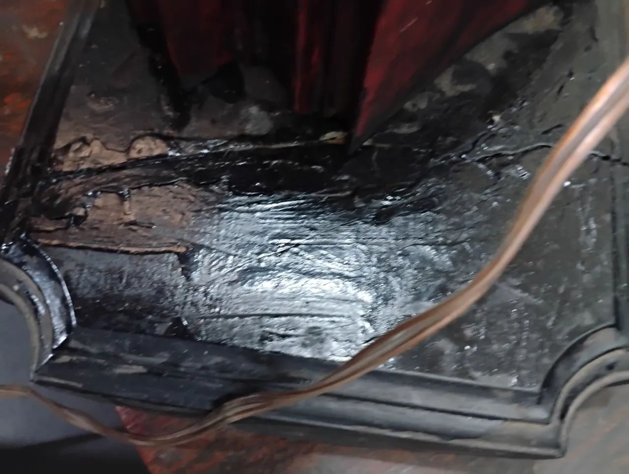 Luminária de Mesa Criativa com Base de Livro Raridade de Antiguidade  - Foto 4