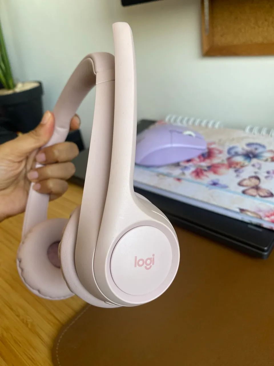 Fone bluetooth Logitech  - rosa  - Foto 2