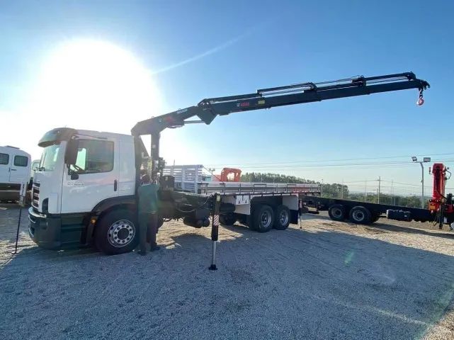 vw 24.280 6x2 ano 2013/13 com munck 43.T - Foto 2