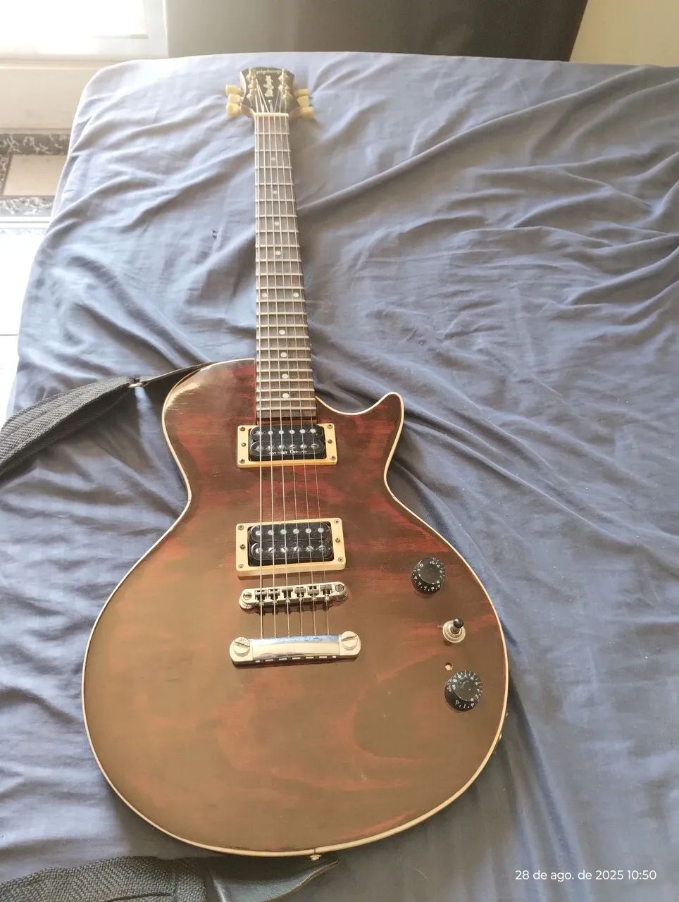 GUITARRA EPIPHONE ESPECIAL CUSTOM