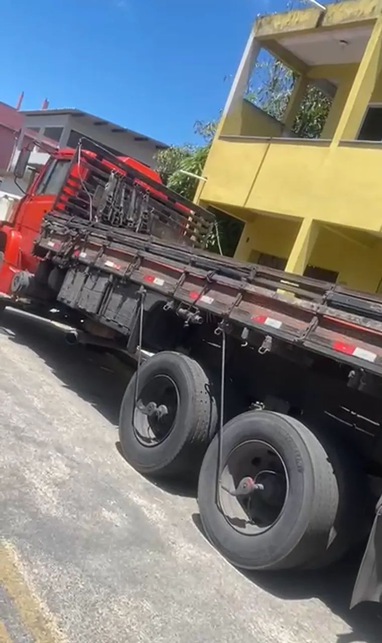 CAMINHÃO MERCEDES 1620 ANO 1999 - Foto 3