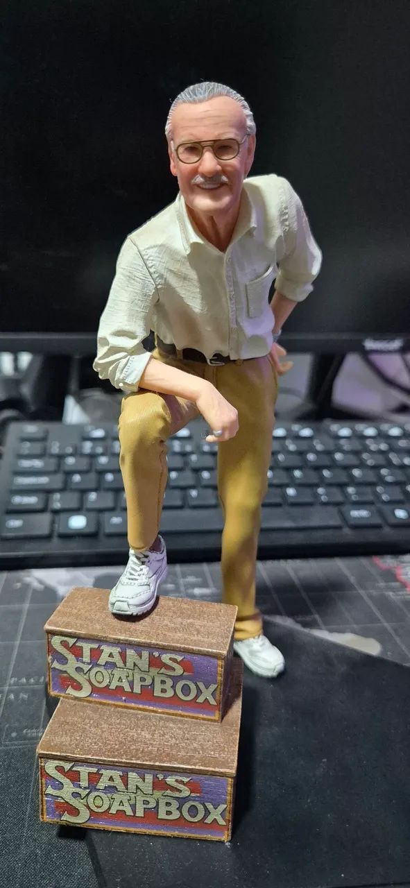 Stan Lee Iron Studios 