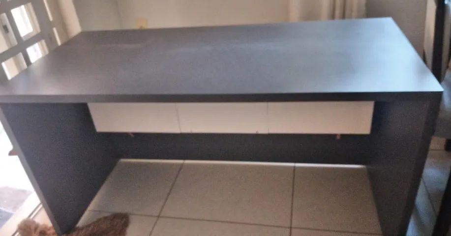 Mesa de Escritório com Mostruário - Foto 2