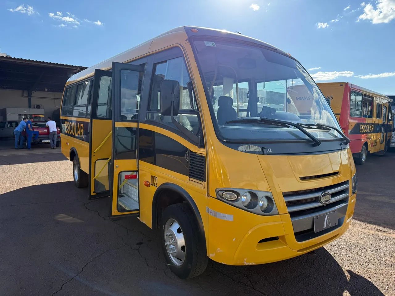 Microônibus Mercedes-Benz Ano 2010 com 31 Lugares em cascavel,PR - Foto 2