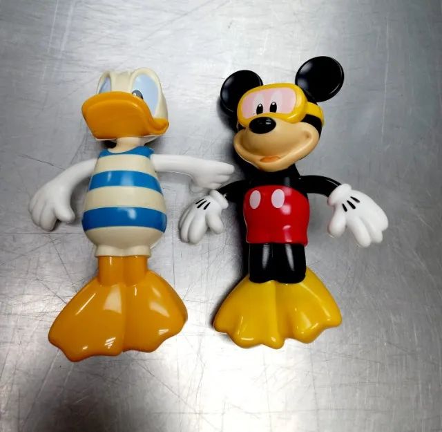 Pato Donald & Mickey Nadadores 