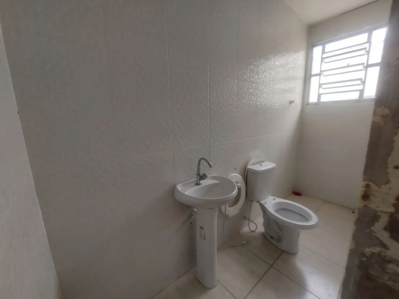 Sala comercial no 1º andar com 110m² no blindex - Na Constantino Nery - Foto 10