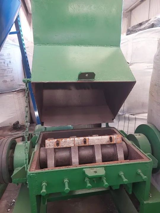 Moinho para plástico 650 X 500 25CV - Foto 2