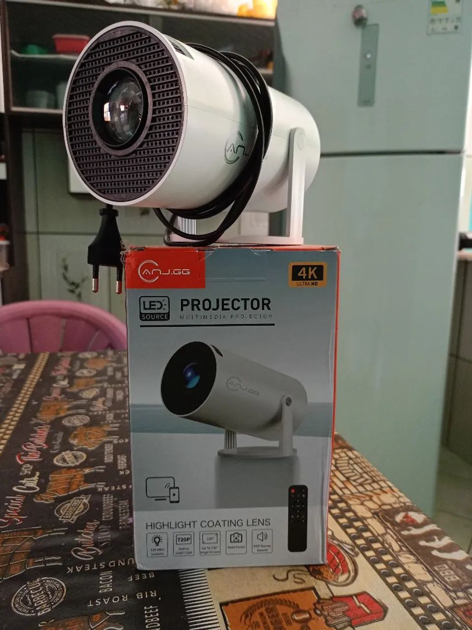 4K Multimedia Projector64168596275329120