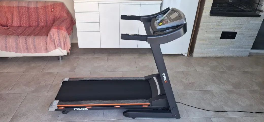 Esteira Ergométrica Evox RTX 6028s - Foto 2