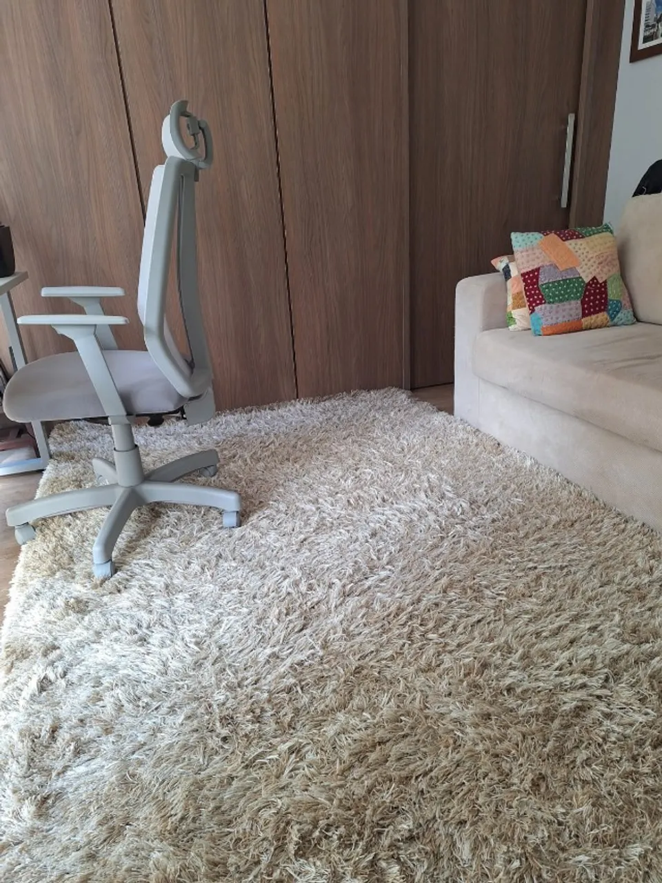 Tapete Para Quarto Peludo Felpudo Fofinho Macio Cor Bege 1,60 X 2,30M Bege