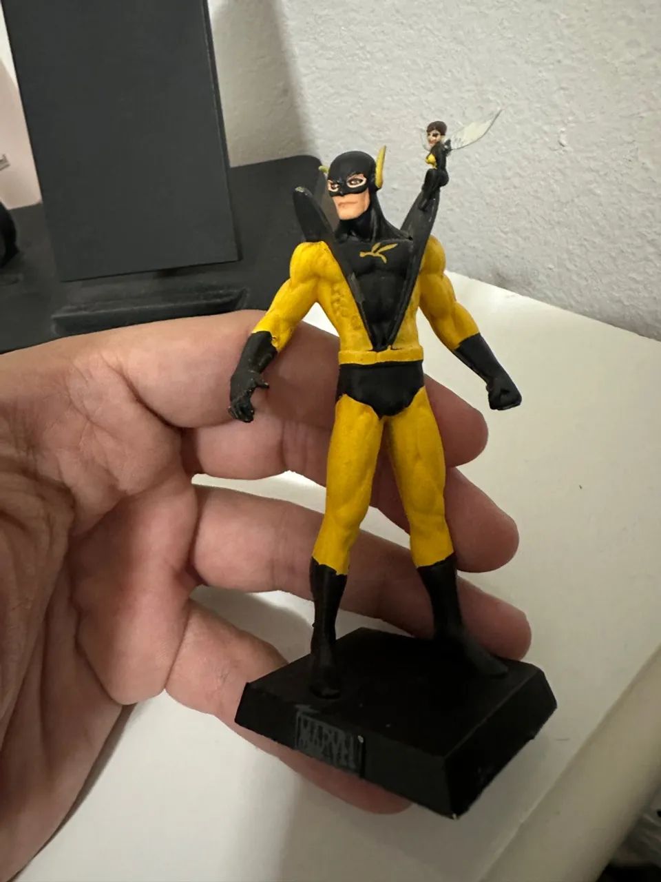 Jaqueta amarela - eaglemoss