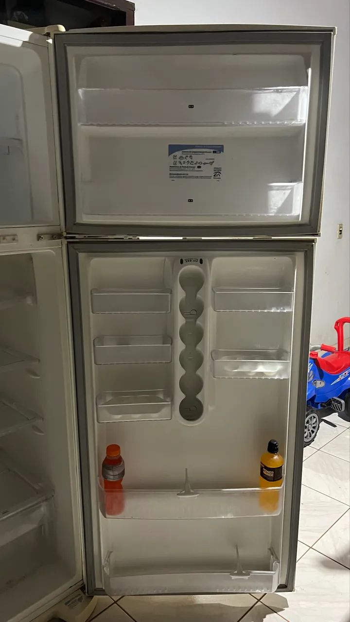 Geladeira Electrolux DC45 capacidade 430 L - Foto 3