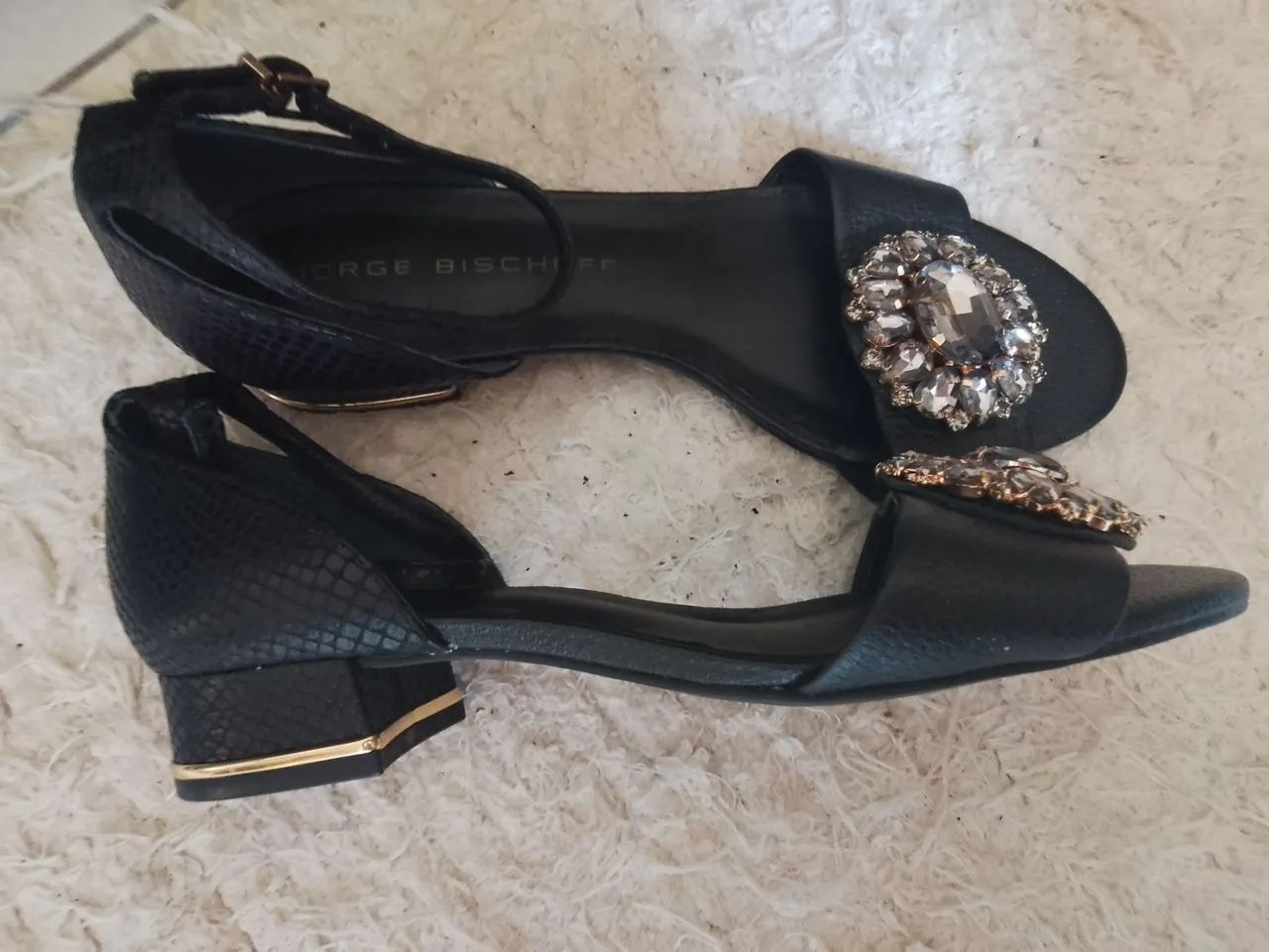 Sandália elegante nova, salto baixo (36)