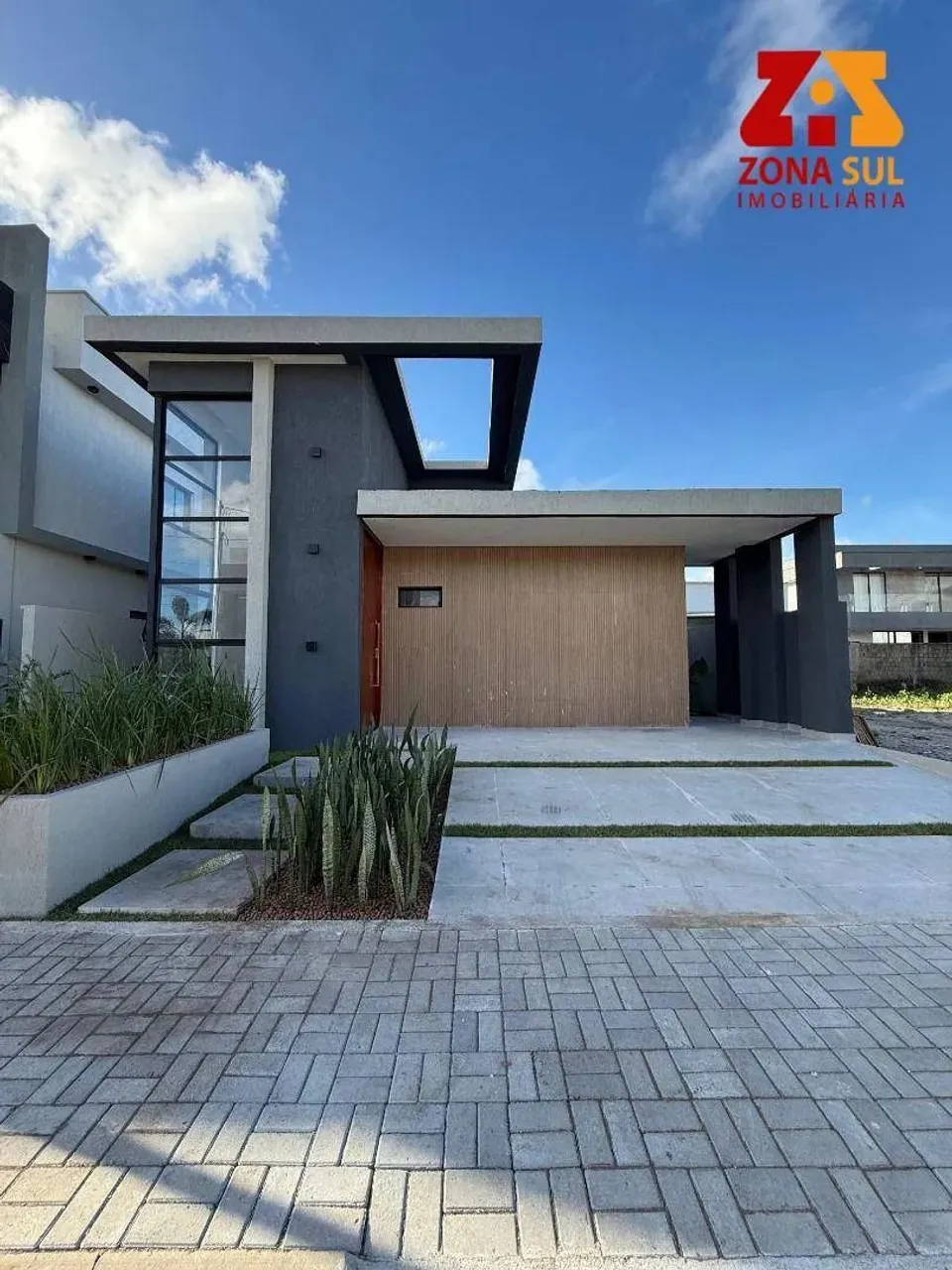 Casa com 3 dormitórios à venda, 130 m² por R$ 900.000 - Sunville - João Pessoa/PB