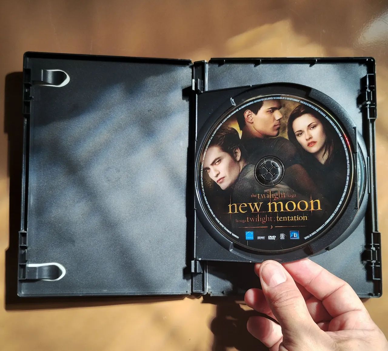 DVD A Saga Crepúsculo: Lua Nova - Edição Especial 2 Discos - Twighlight  - Foto 2
