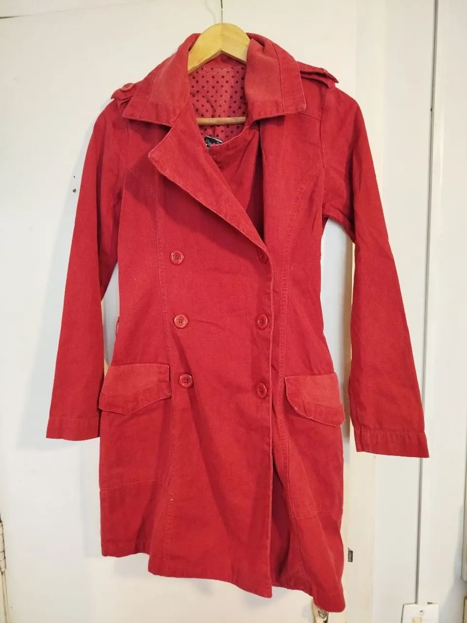 Sobretudo vermelho escuro 