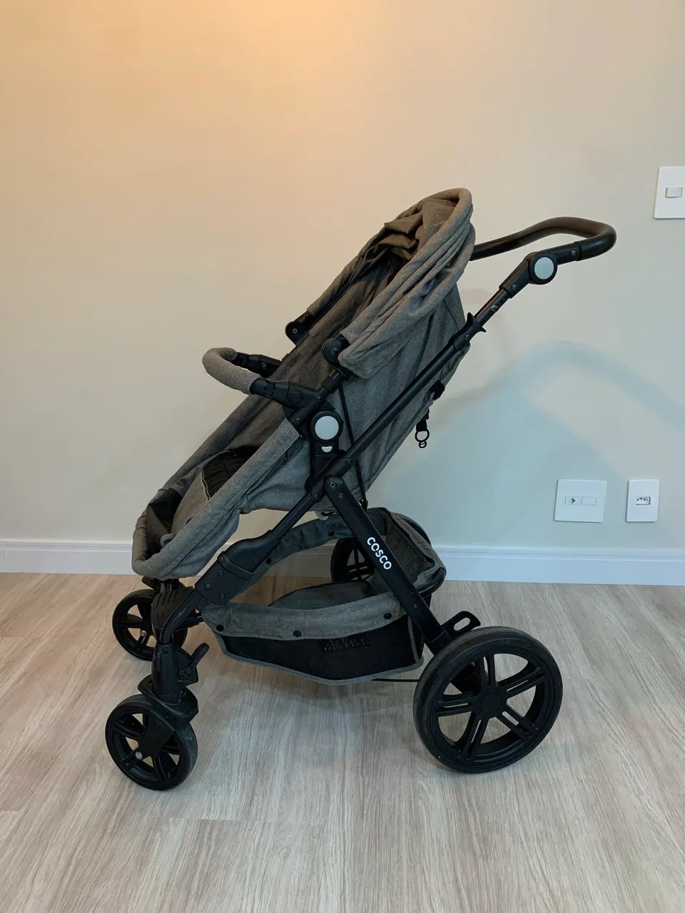 Kit Carrinho Travel Cosco | carrinho | Moisés | bebê conforto | Engate rápido carro. - Foto 2