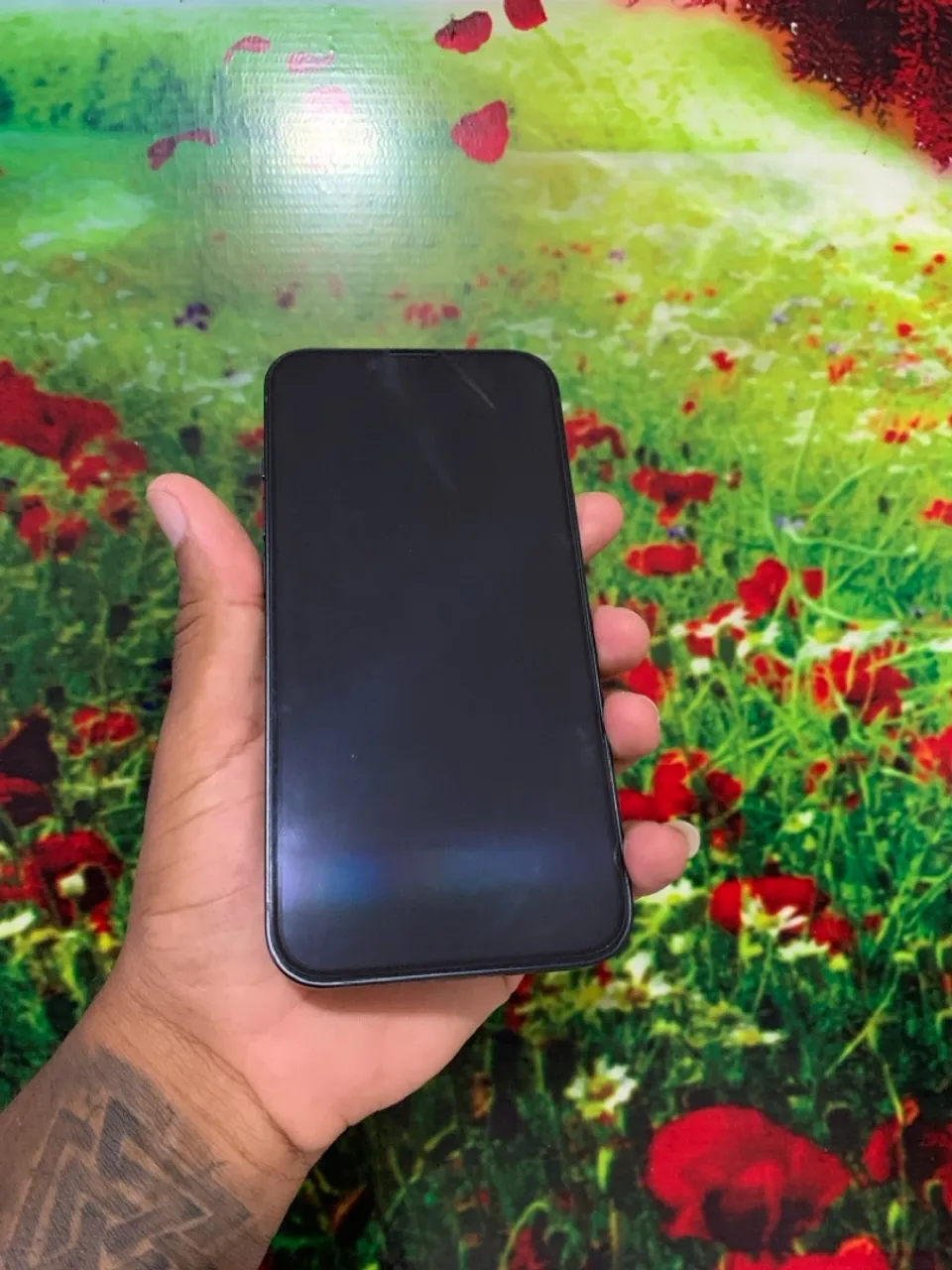 iPhone 14 sem nenhum marca de uso