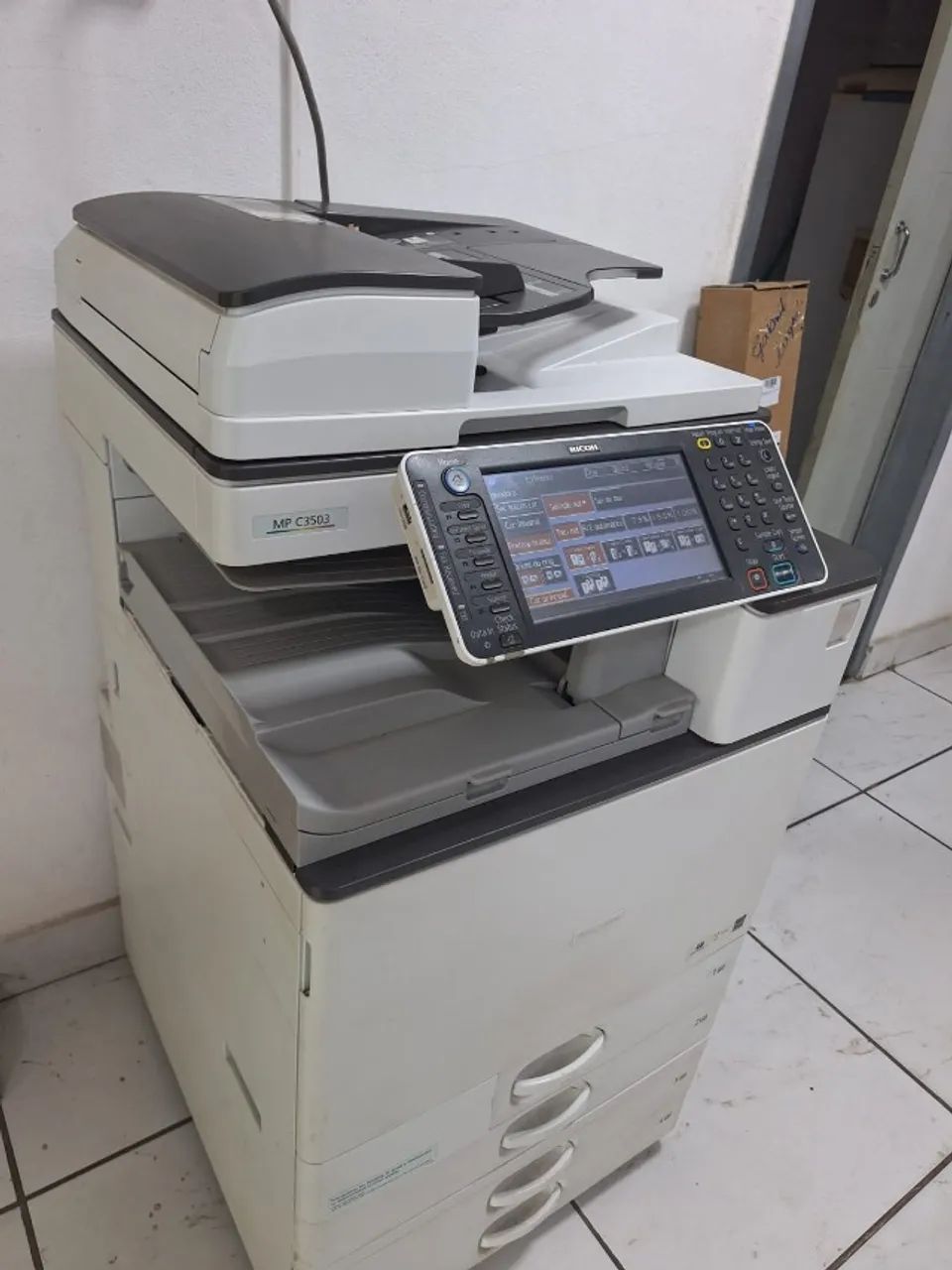 Impressora Ricoh MPC3503 - Foto 2