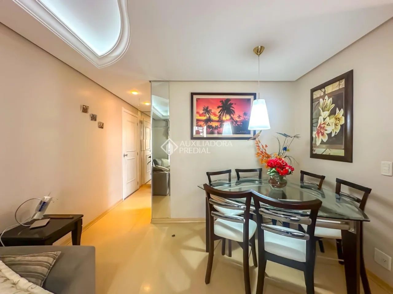 Apartamento mobiliado com 3 quartos, bairro - Porto Alegre - Foto 4