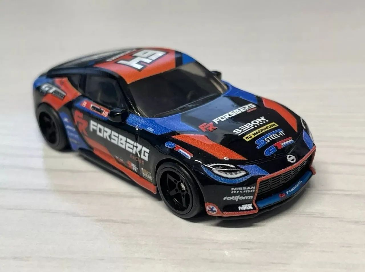 Hot Wheels Premium Car Culture 2023 Nissan Z - Slide Street 2