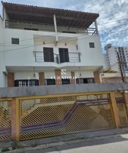 Sobrado à venda na Vila Matilde, com 3 quartos e 3 vagas