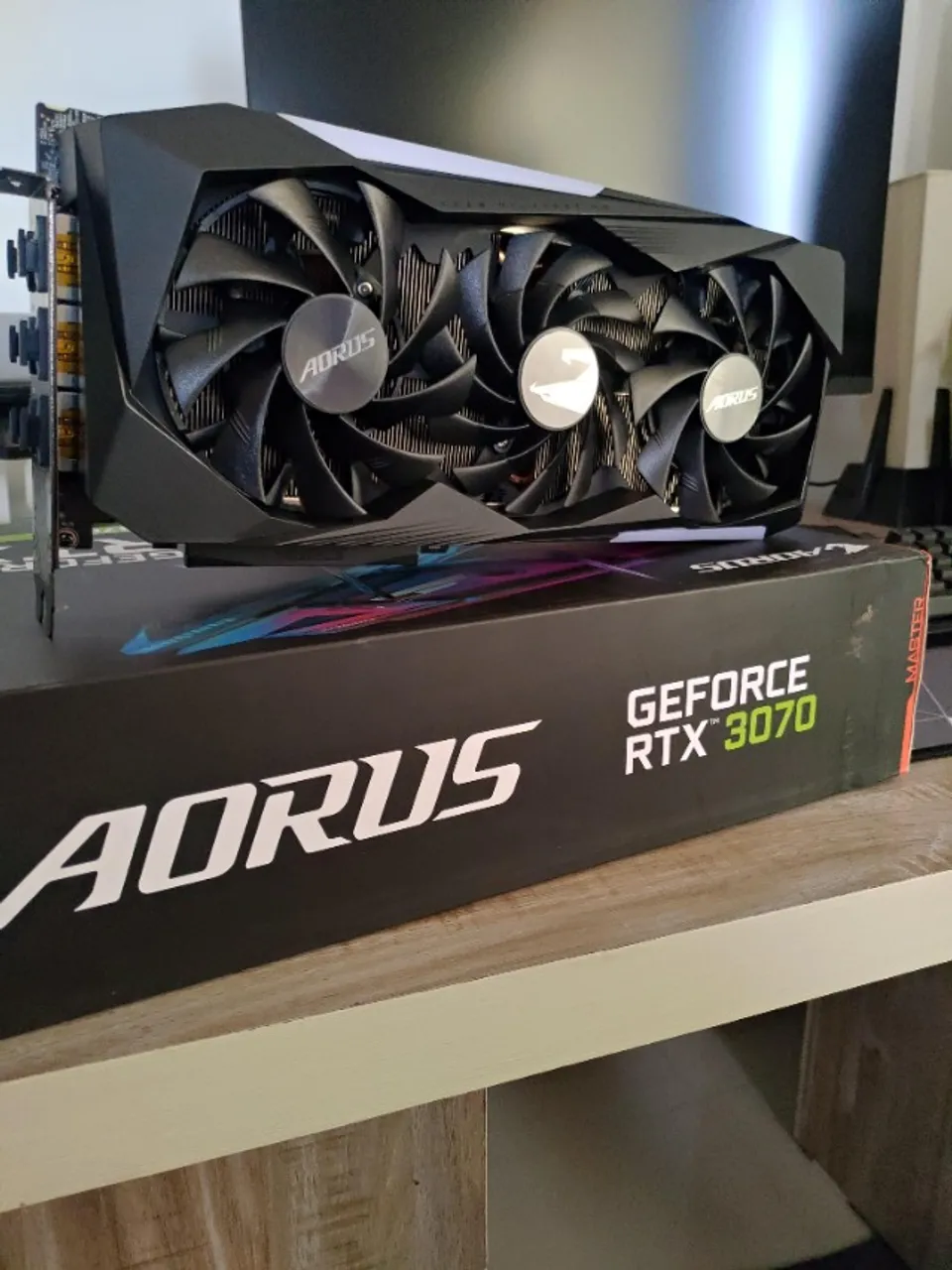 Placa de Vídeo Gigabyte Aorus RTX 3070 Master + Garantia