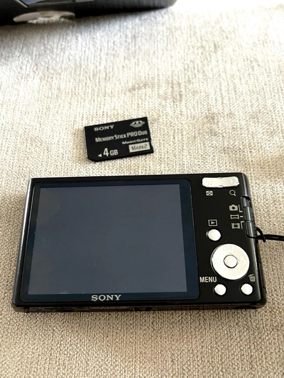 Camera Cyber-shot Dsc-w530 14.1 Mp Zeiss Vario-tessar sem bateria - Foto 4