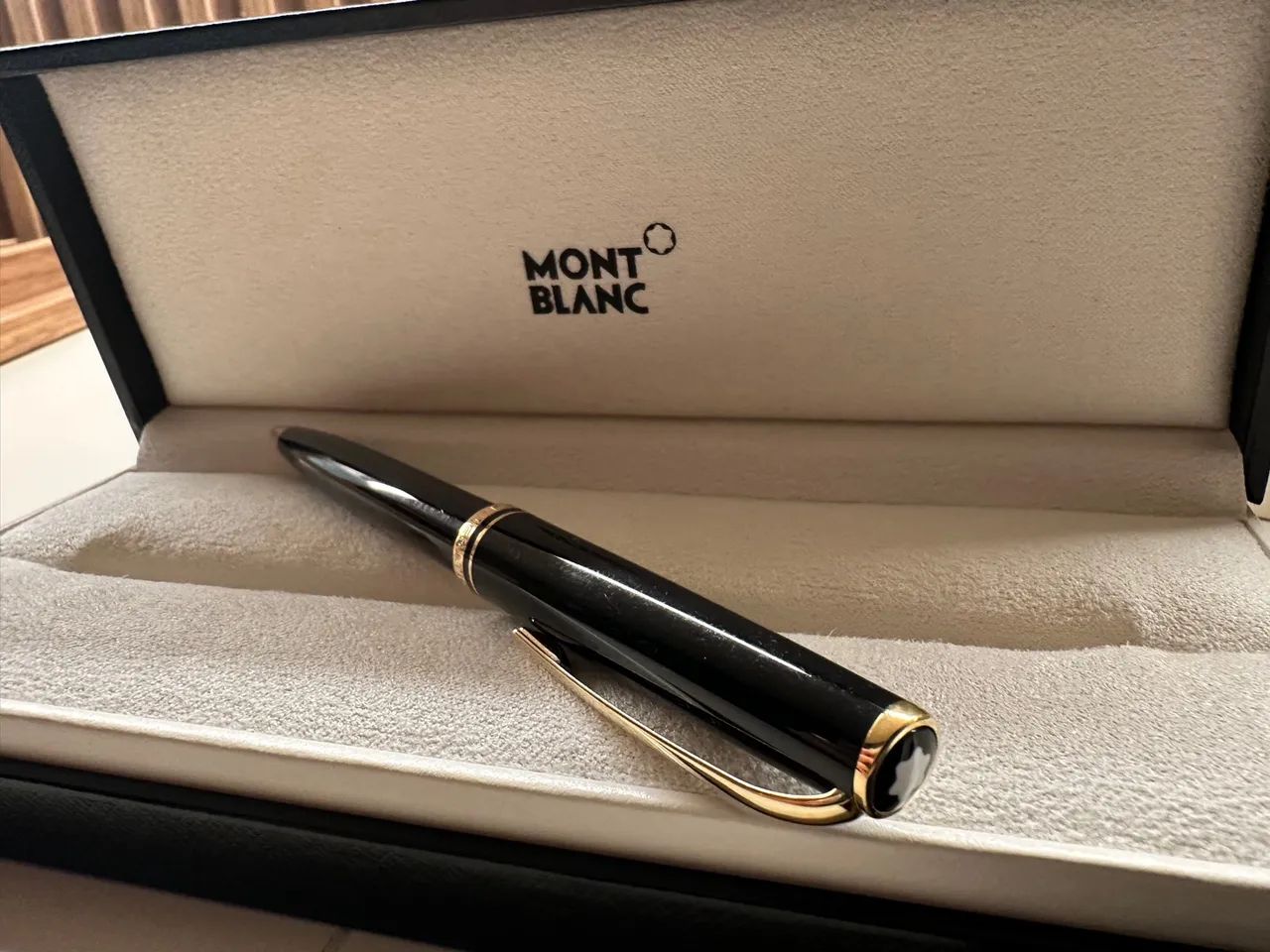 Caneta esferográfica Montblanc Meisterstruck revestida em ouro amarelo - Foto 3