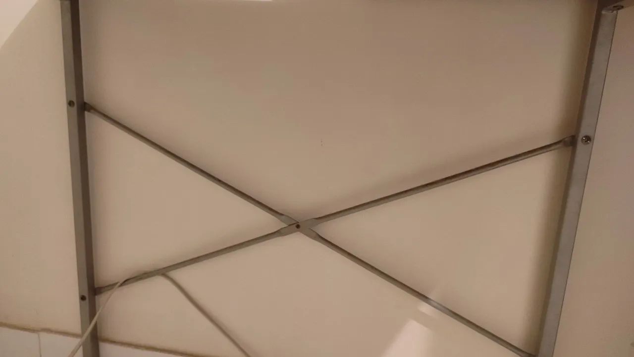 Mesa de estudo 64606987997953123