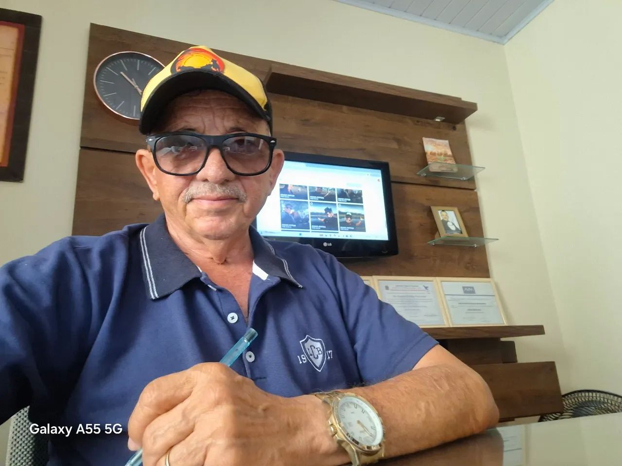 Excelente casa residencial para venda ou aluguel na Av  João Durval Feira