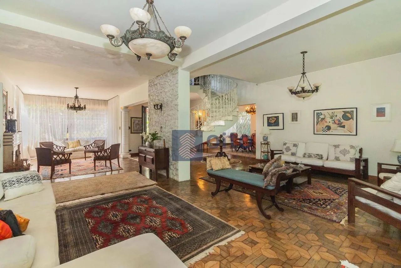 Sobrado isolado, com projeto arquitetônico inteligente e ambientes amplos. Esta residência - Foto 4