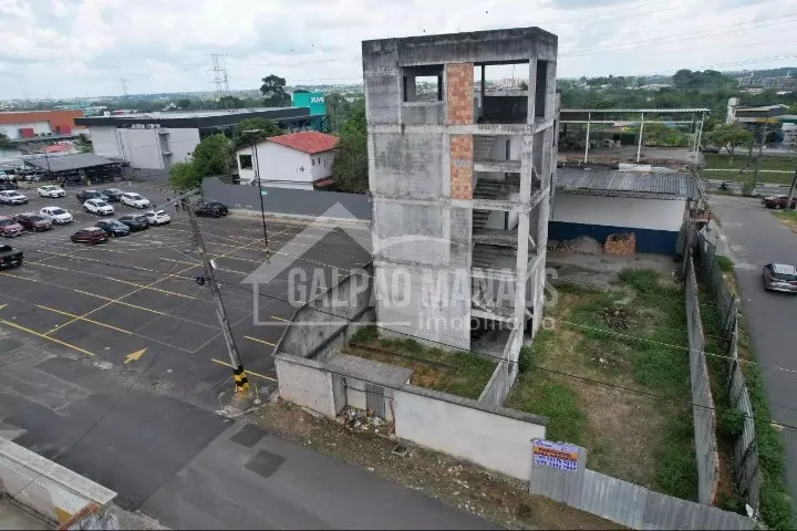 Prédio comercial - 4 andares - Próx. à Avenida das Torres - PRV12