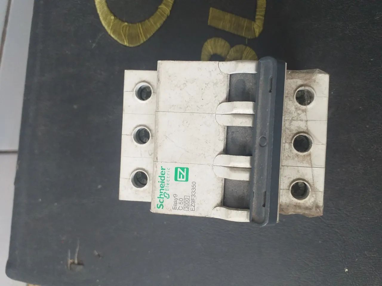 Disjuntor Schneider Electric Easy9 C50 3000A