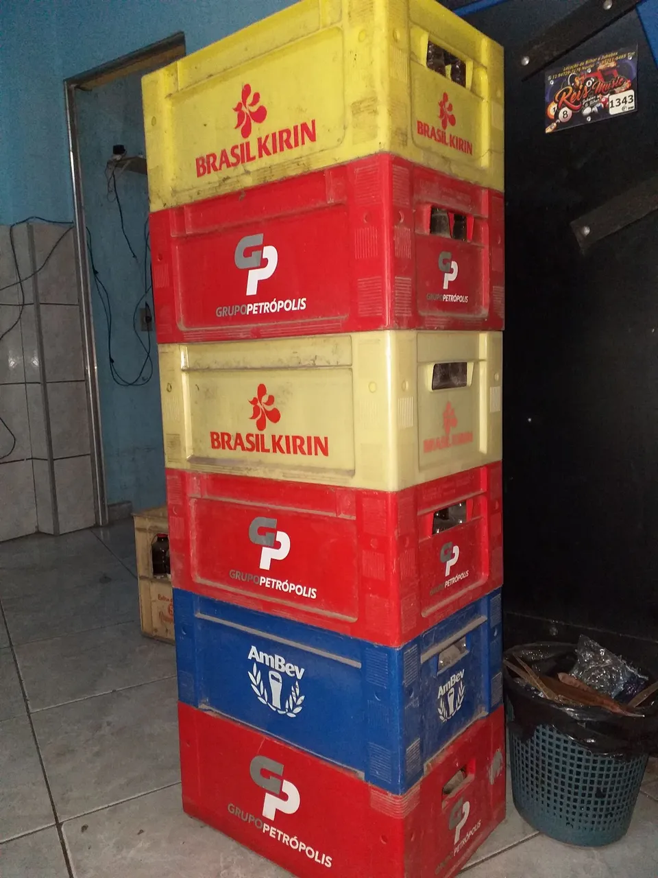 Caixas de cerveja de plástico empilháveis