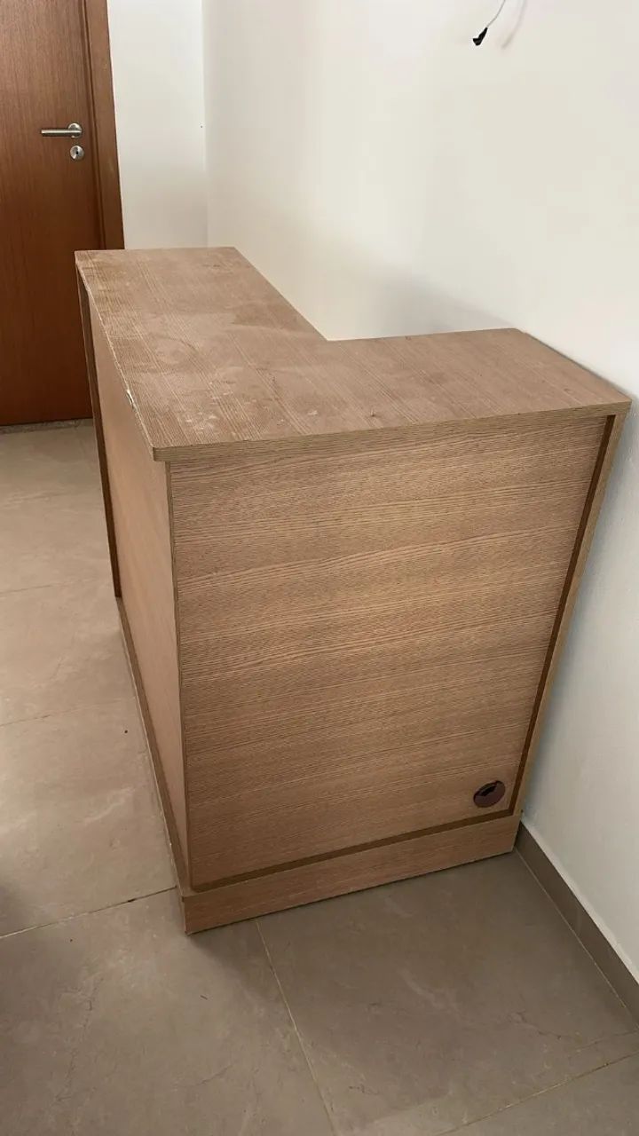 Balcão de recepção para lojas e salão de beleza