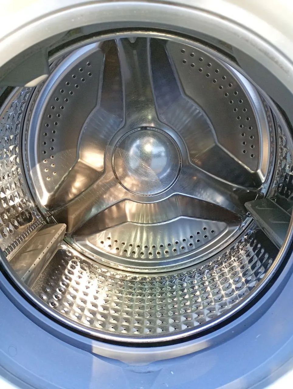 Lava e seca Electrolux 64302321702786124