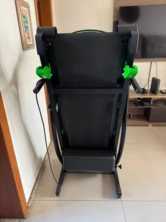 Esteira eletrônica Dream Concept 1.8 até 110kg  Bivolt 