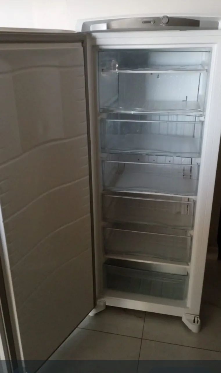 Freezer horizontal 6 gavetas Consul 232 L - Foto 2